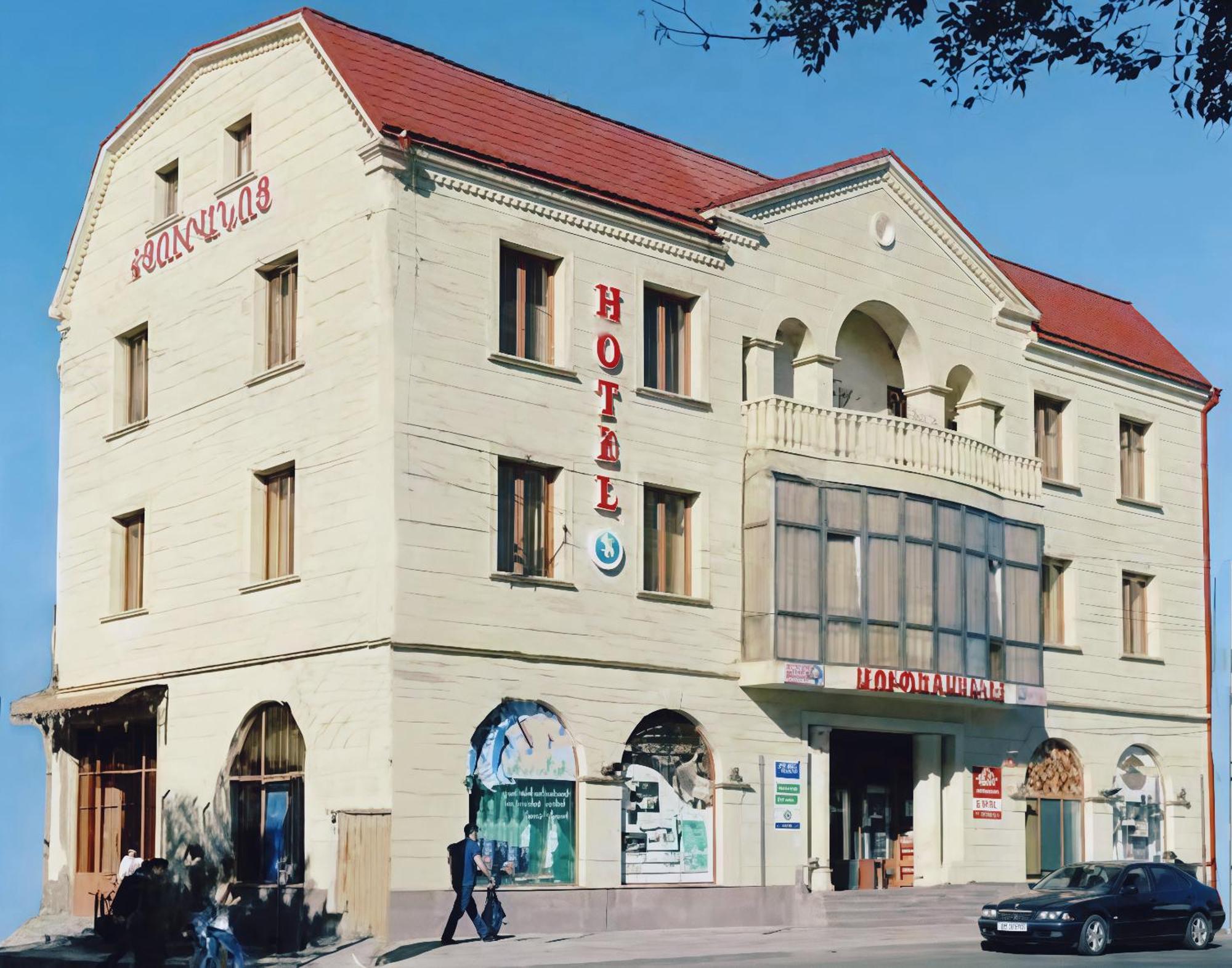 Sd Hotel 耶烈万 外观 照片