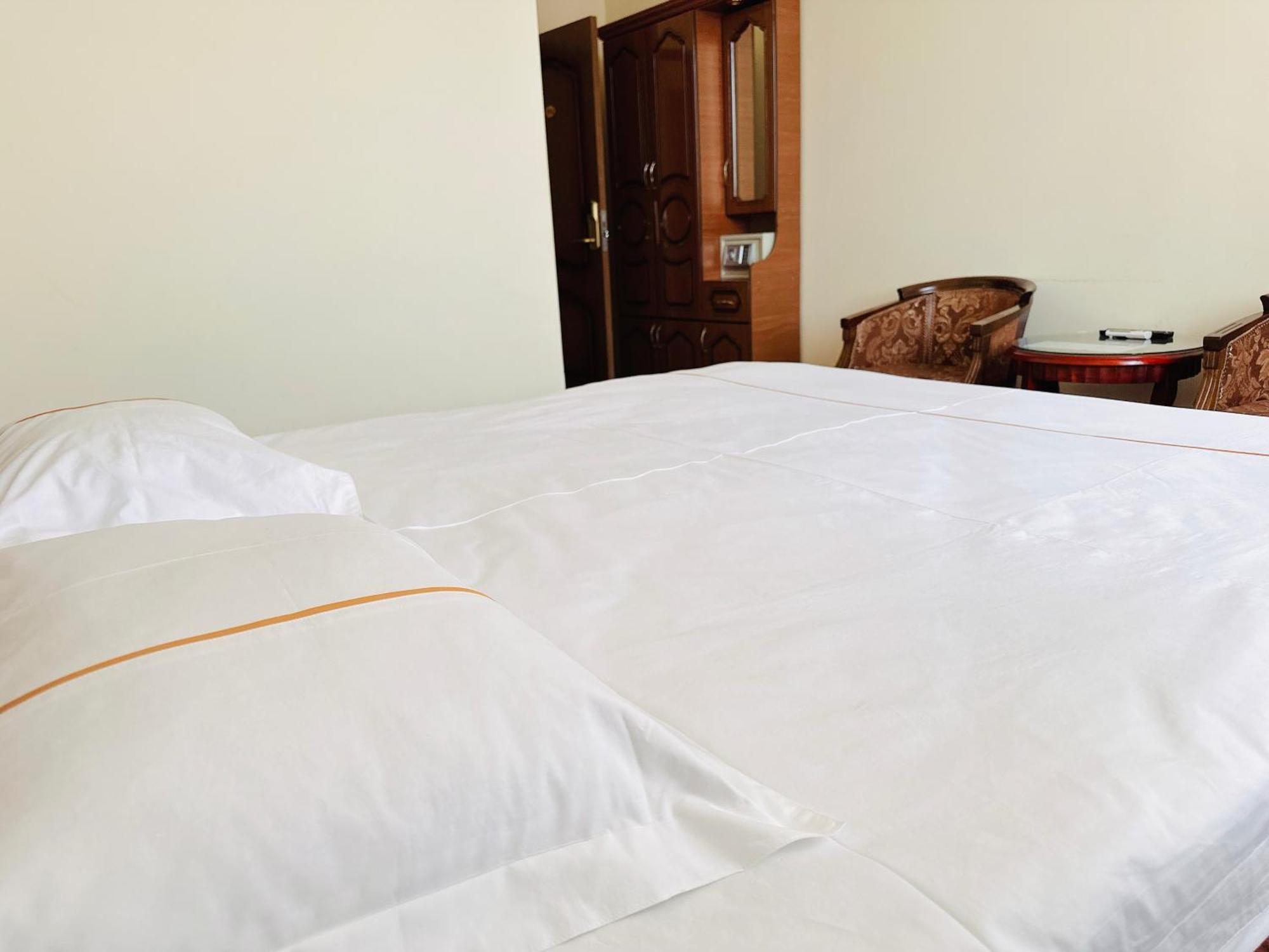 Sd Hotel 耶烈万 外观 照片