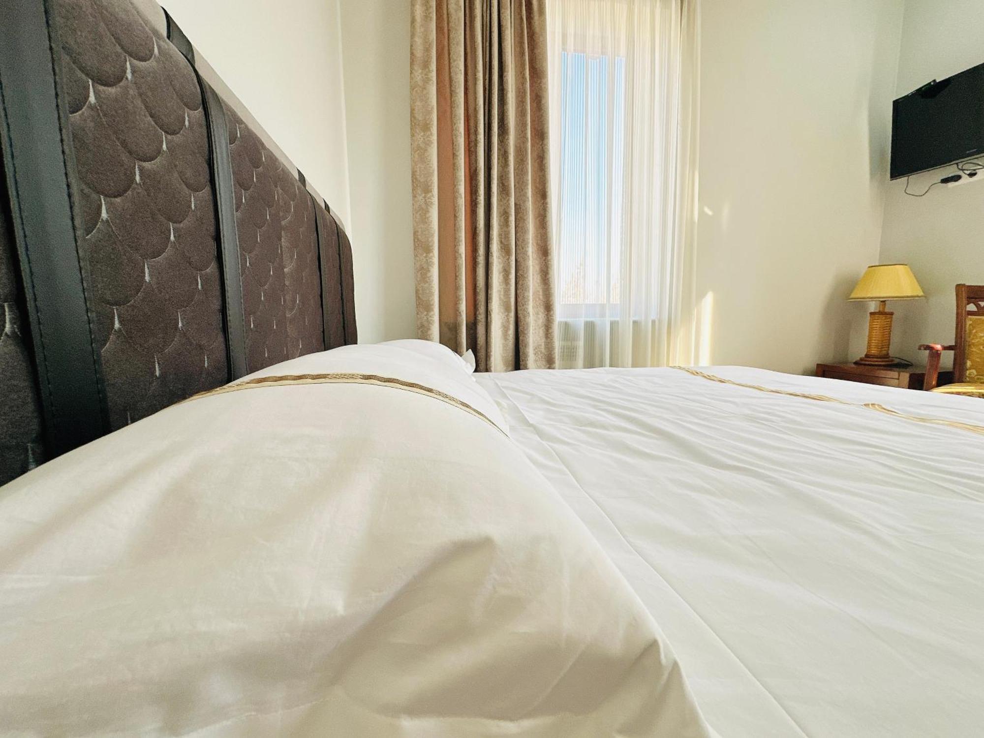 Sd Hotel 耶烈万 外观 照片